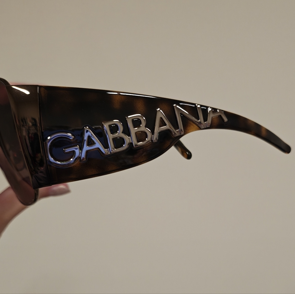 Dolce Gabbana Tortoise Shell Shield Sunglasses - Picture 5 of 10